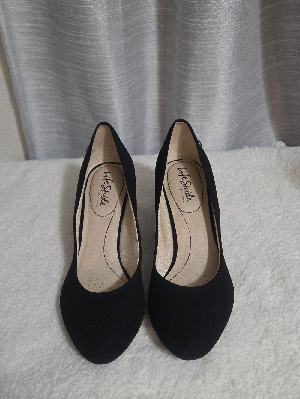 Life Stride Black Women's Classic Suede Pumps - Rounded Toe Heels